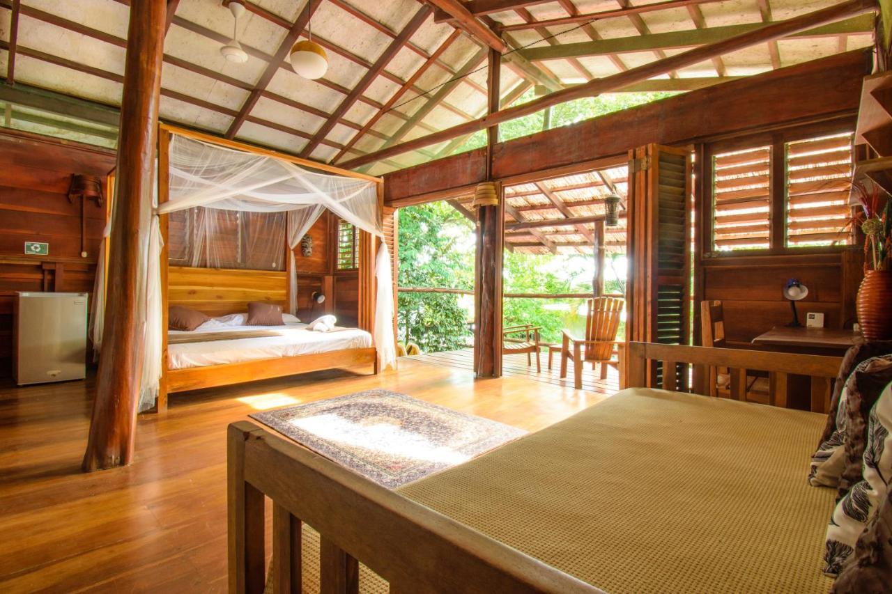 Funky Monkey Lodge Playa Santa Teresa  Экстерьер фото