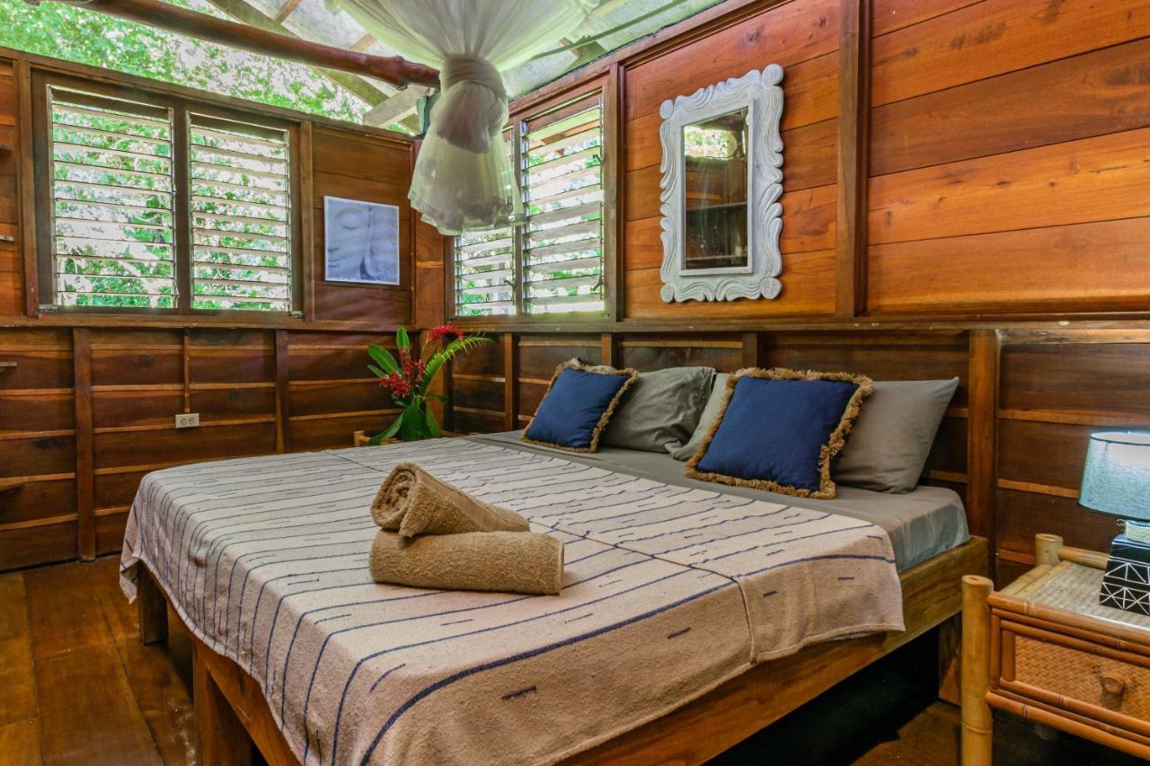 Funky Monkey Lodge Playa Santa Teresa  Экстерьер фото